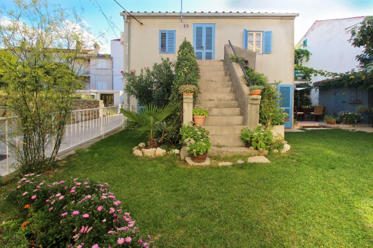 פונאנט Apartment Olive Garden מראה חיצוני תמונה